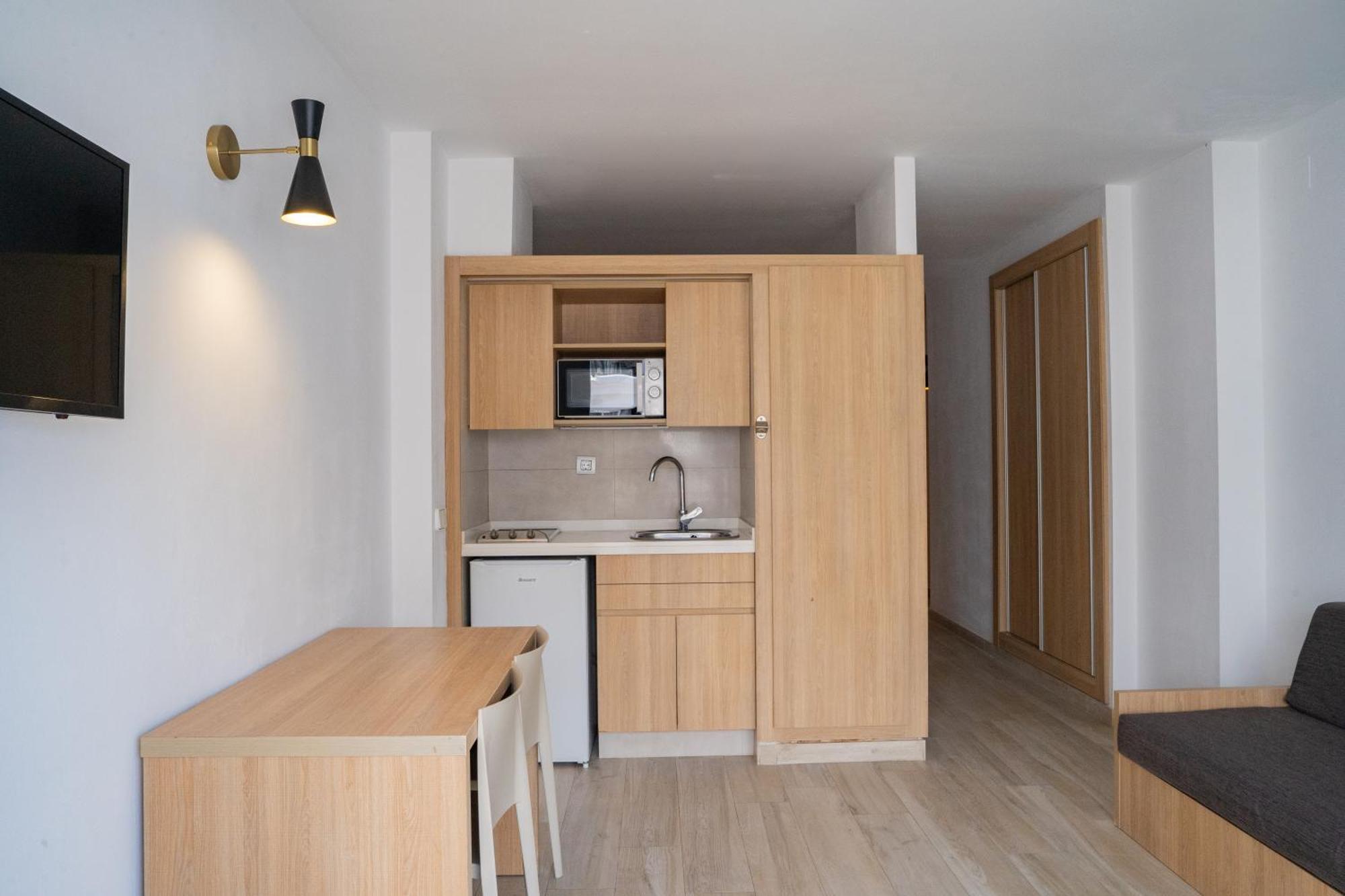 Sunside Ibiza Studios - Only Adults- Formerly Known As Central Park San Antonio  Eksteriør bilde